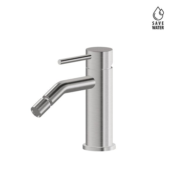 Mitigeur de lavabo avec garniture de vidage 1”1/4. Tuyaux d'alimentation électrique F 3/8”. Mitigeur de lavabo avec garniture de vidage 1”1/4. Tuyaux d'alimentation électrique F 3/8”.