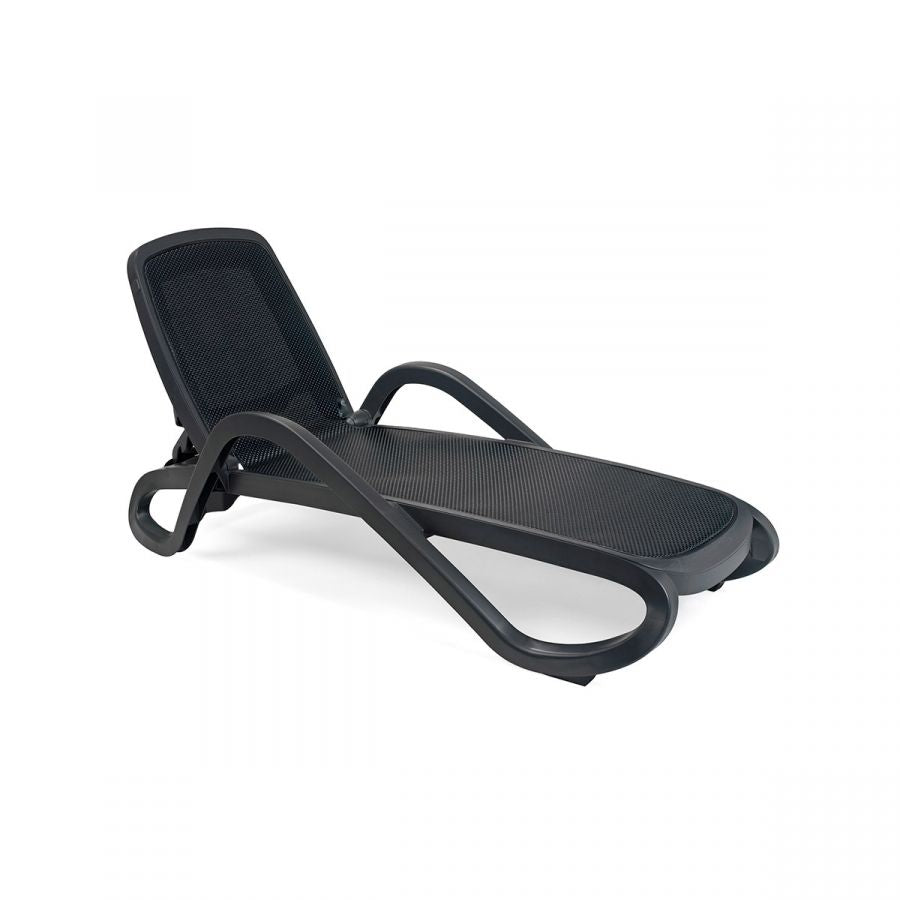 Nardi Alfa Sun Lounger in Various Colors Made in Italy Nardi Alfa Sun Lounger in Various Colors Made in Italy