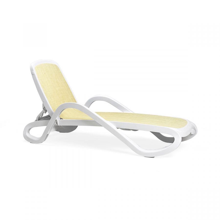 Nardi Alfa Sun Lounger in Various Colors Made in Italy Nardi Alfa Sun Lounger in Various Colors Made in Italy