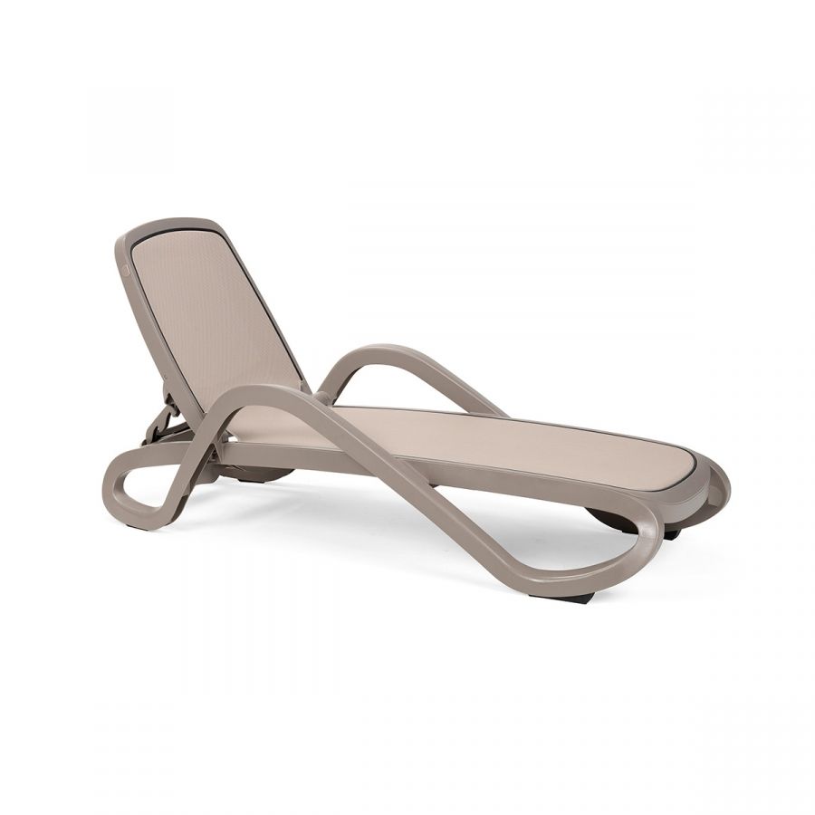 Nardi Alfa Sun Lounger in Various Colors Made in Italy Nardi Alfa Sun Lounger in Various Colors Made in Italy