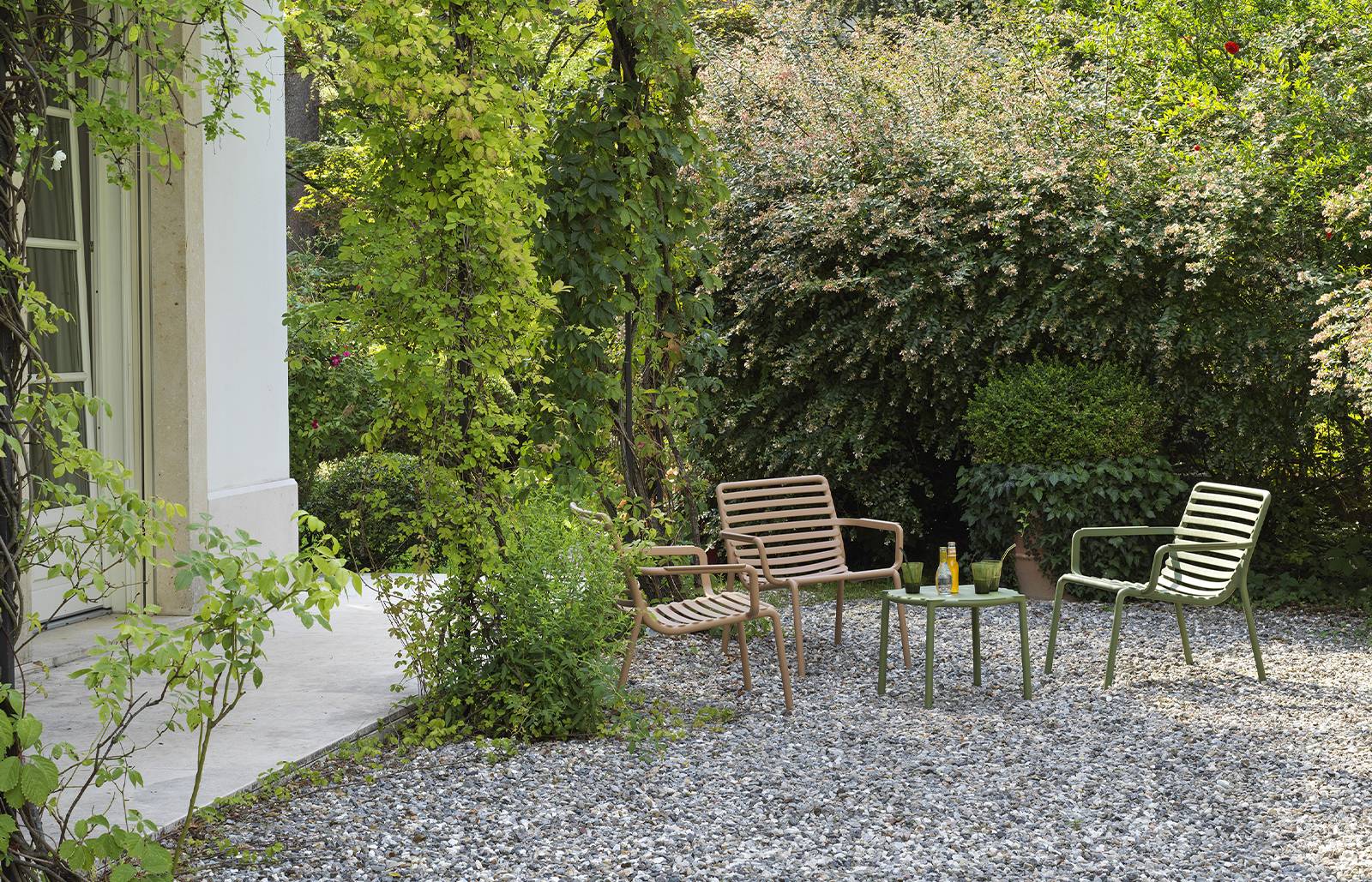 Nardi Tavolino Doga Table in vari colori Made in Italy Nardi Tavolino Doga Table in vari colori Made in Italy