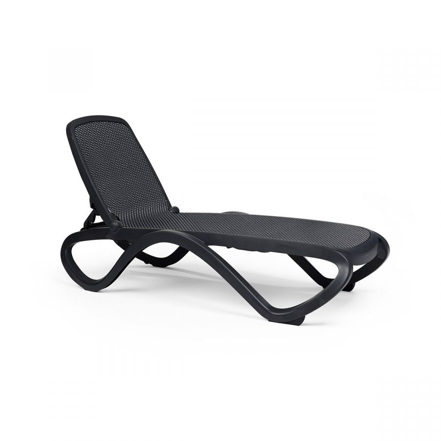 Nardi Omega Sun Lounger in Various Colors Made in Italy Nardi Omega Sun Lounger in Various Colors Made in Italy