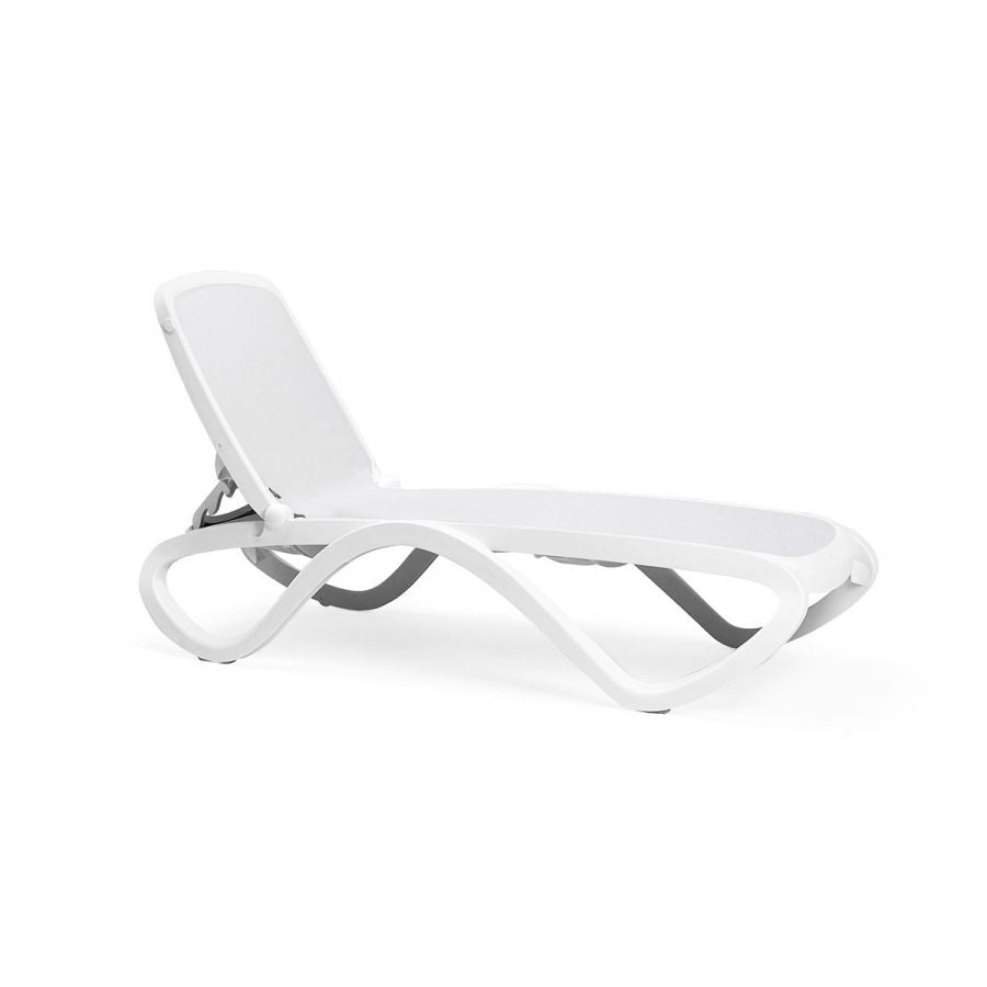 Nardi Omega Sun Lounger in Various Colors Made in Italy Nardi Omega Sun Lounger in Various Colors Made in Italy