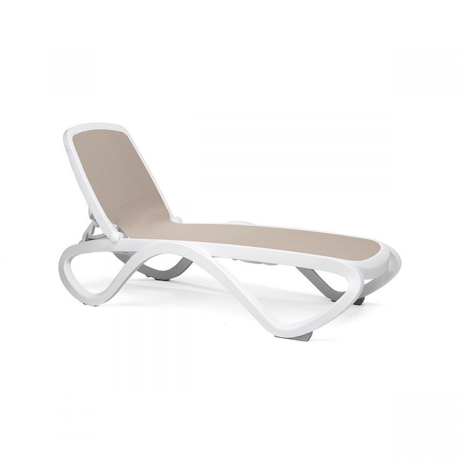 Nardi Omega Sun Lounger in Various Colors Made in Italy Nardi Omega Sun Lounger in Various Colors Made in Italy