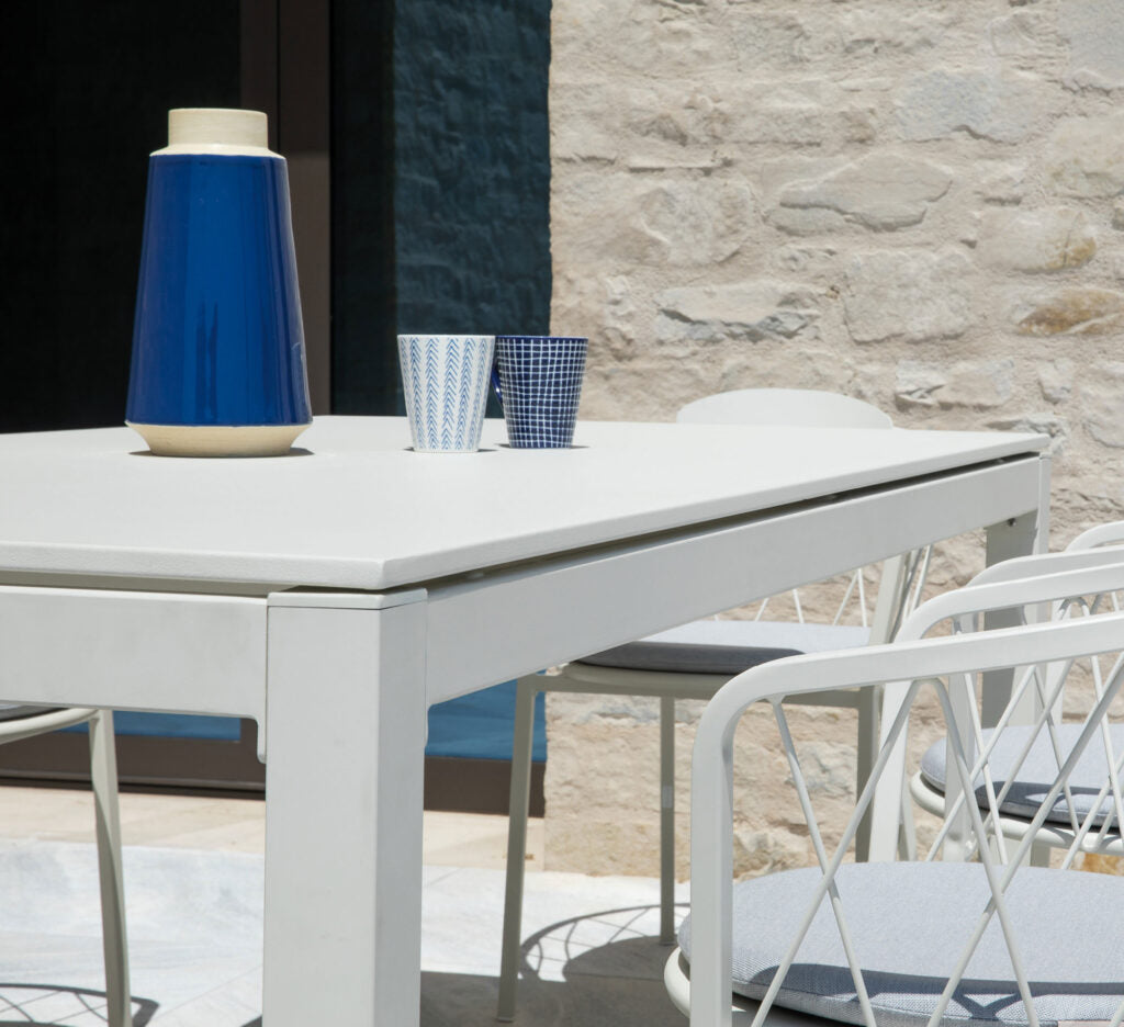 Vermobil Extia extendable outdoor table embossed white EX14080BCU Vermobil Extia extendable outdoor table embossed white EX14080BCU