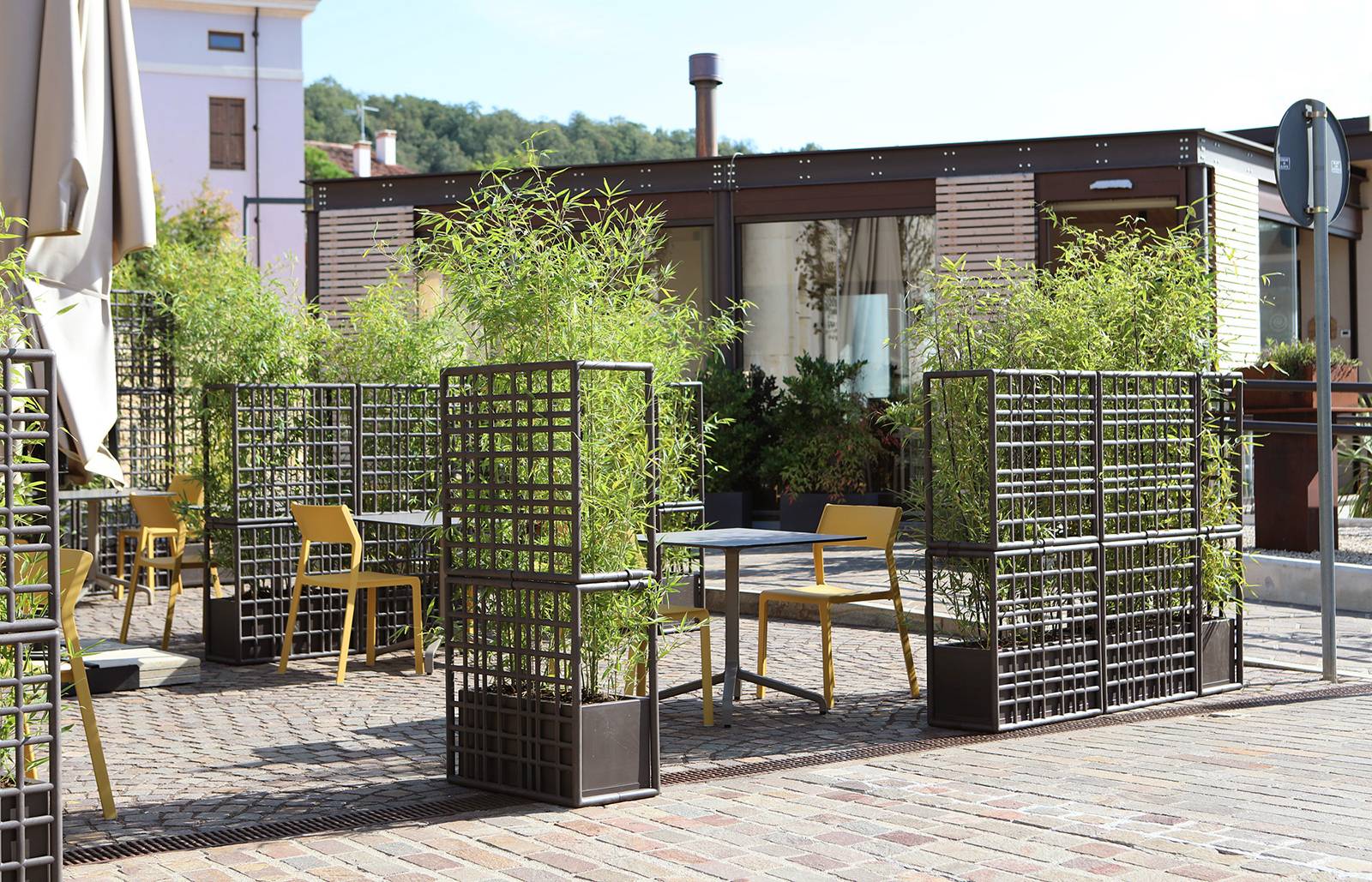 Nardi Séparateur Modulaire Sipario 3 Fabriqué en Italie Nardi Séparateur Modulaire Sipario 3 Fabriqué en Italie