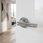 Olivari Basel L maniglia porta M275RB8B-cr ambientata