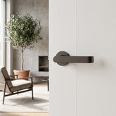 Olivari Beta maniglia porta M221RB8B-us ambientata
