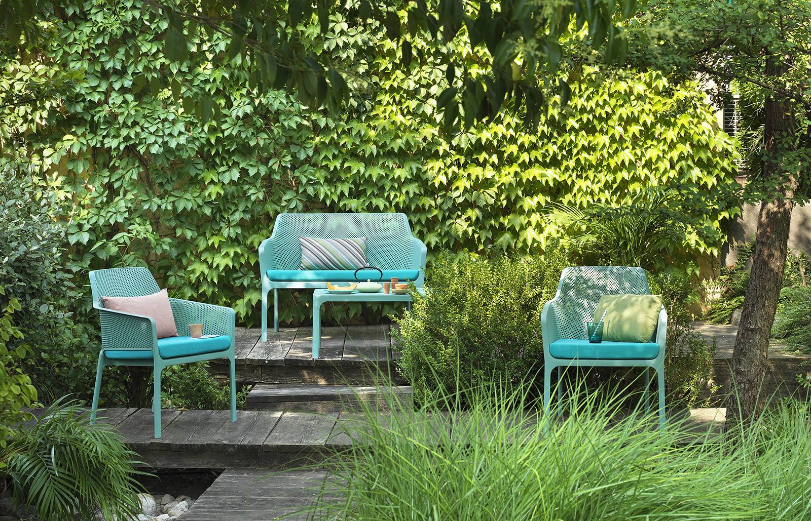 Nardi COMPLETE SET outdoor Net (Net Bench, 2 Net Relax armchairs, Net table 100, 2 Net Relax cushions and a Net Bench cushion) in various colors Made in Italy Nardi COMPLETE SET outdoor Net (Net Bench, 2 Net Relax armchairs, Net table 100, 2 Net Relax cushions and a Net Bench cushion) in various colors Made in Italy