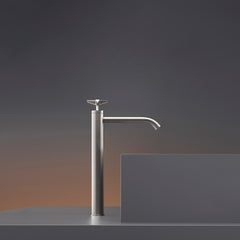 Ceadesign CROSS - Miscelatore progressivo monoforo per lavabo da appoggio H. 375 mm - CRX45