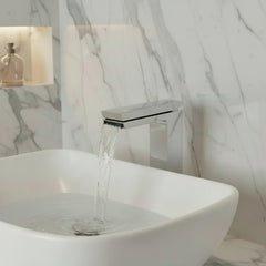 Fromac Mini Razor rubinetto lavabo con bocca a cascata e scarico click-clack 8512B - cromo