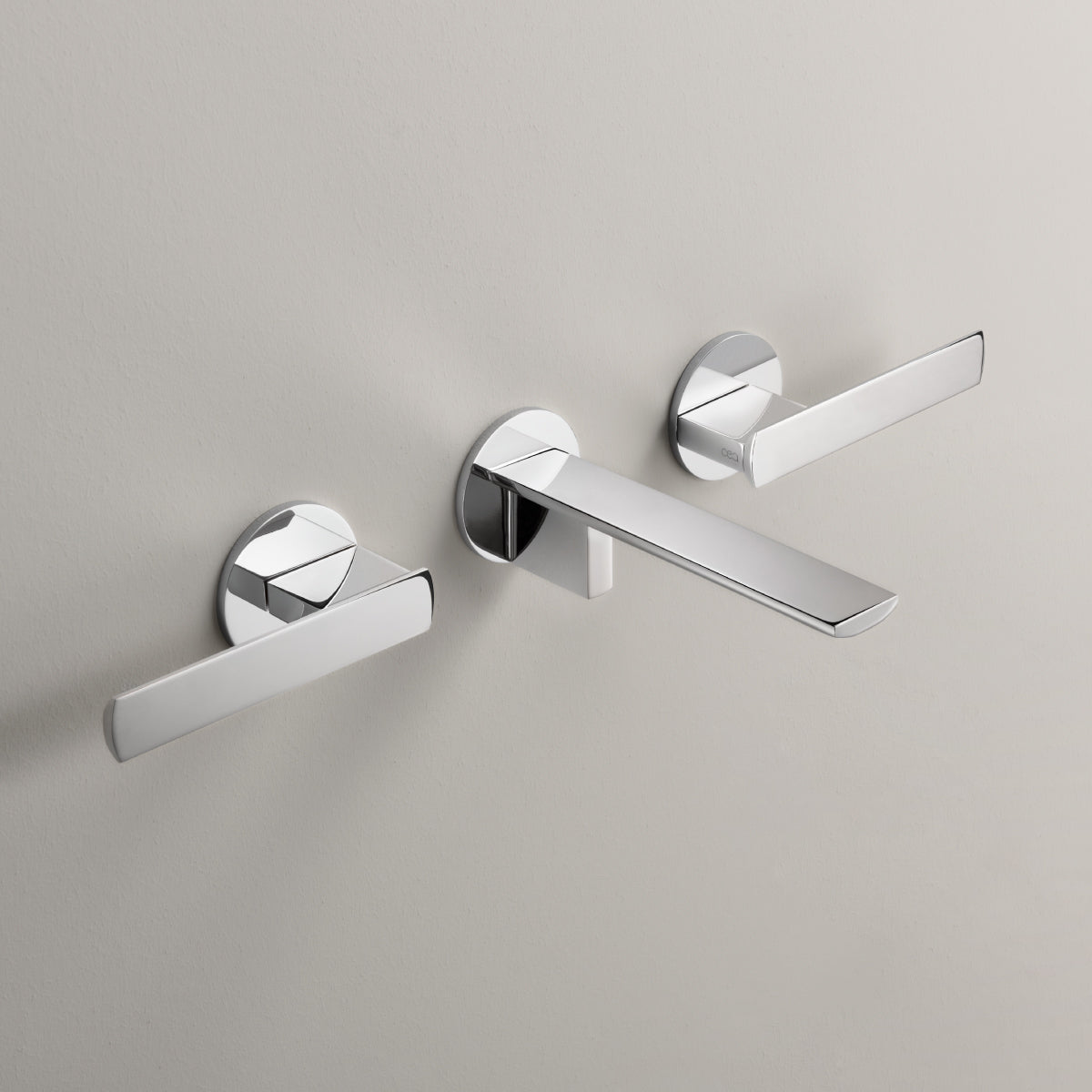 Cea Design Ayla rubinetto lavabo a parete 3 fori con bocca 155mm AYL06 + PWF02