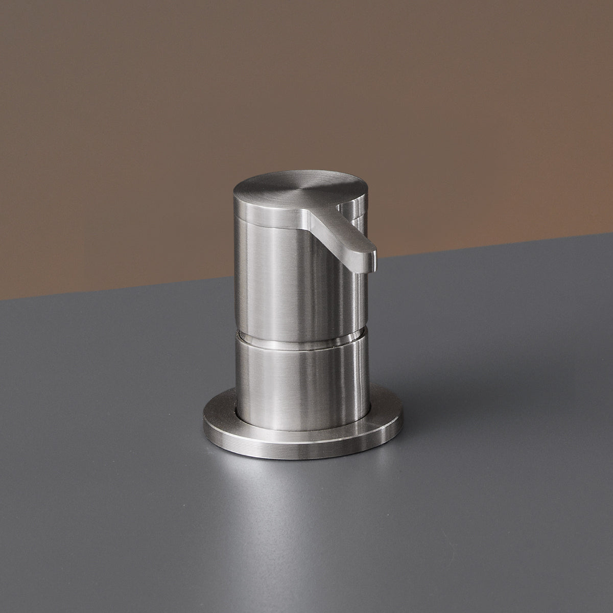 Cea Design Innovo rubinetto lavabo acqua calda INV101
