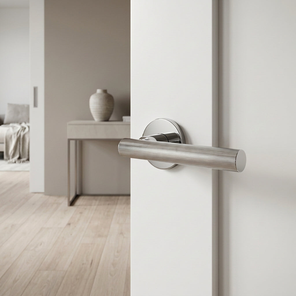 Olivari Atena Ligne maniglia porta M1ALRB8B-CR ambientato