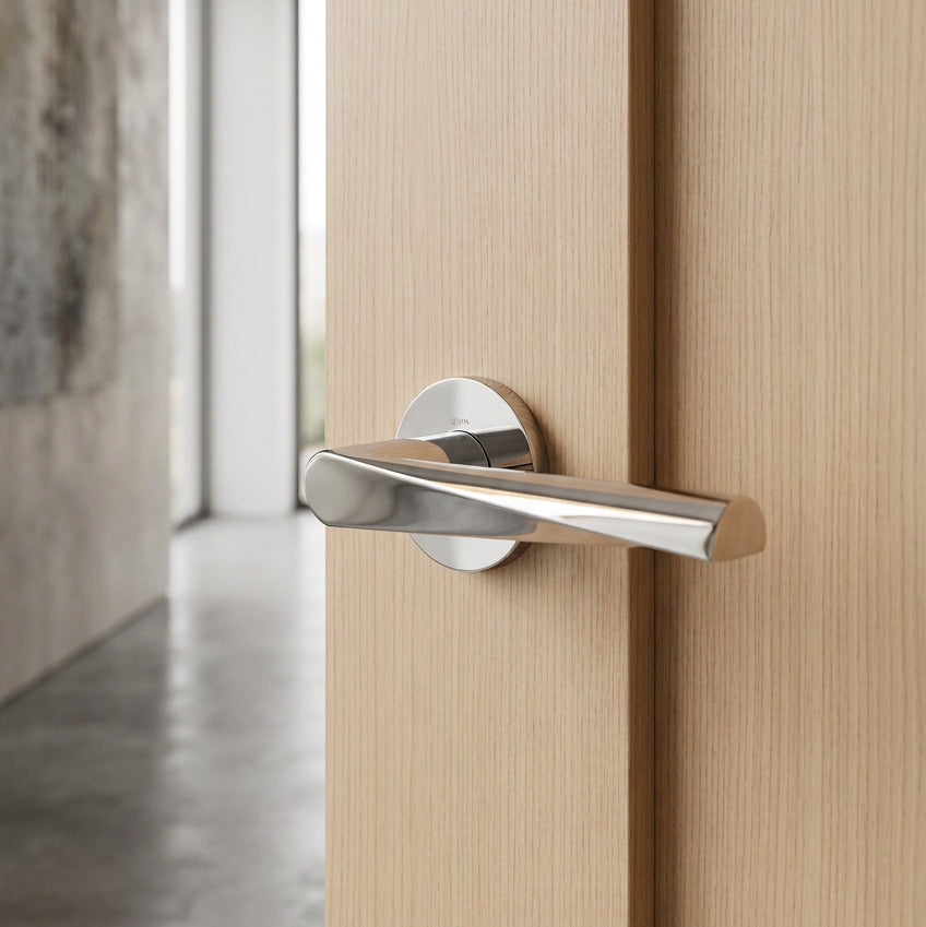 Olivari Dynamic maniglia porta M264RB8B-cr ambientata