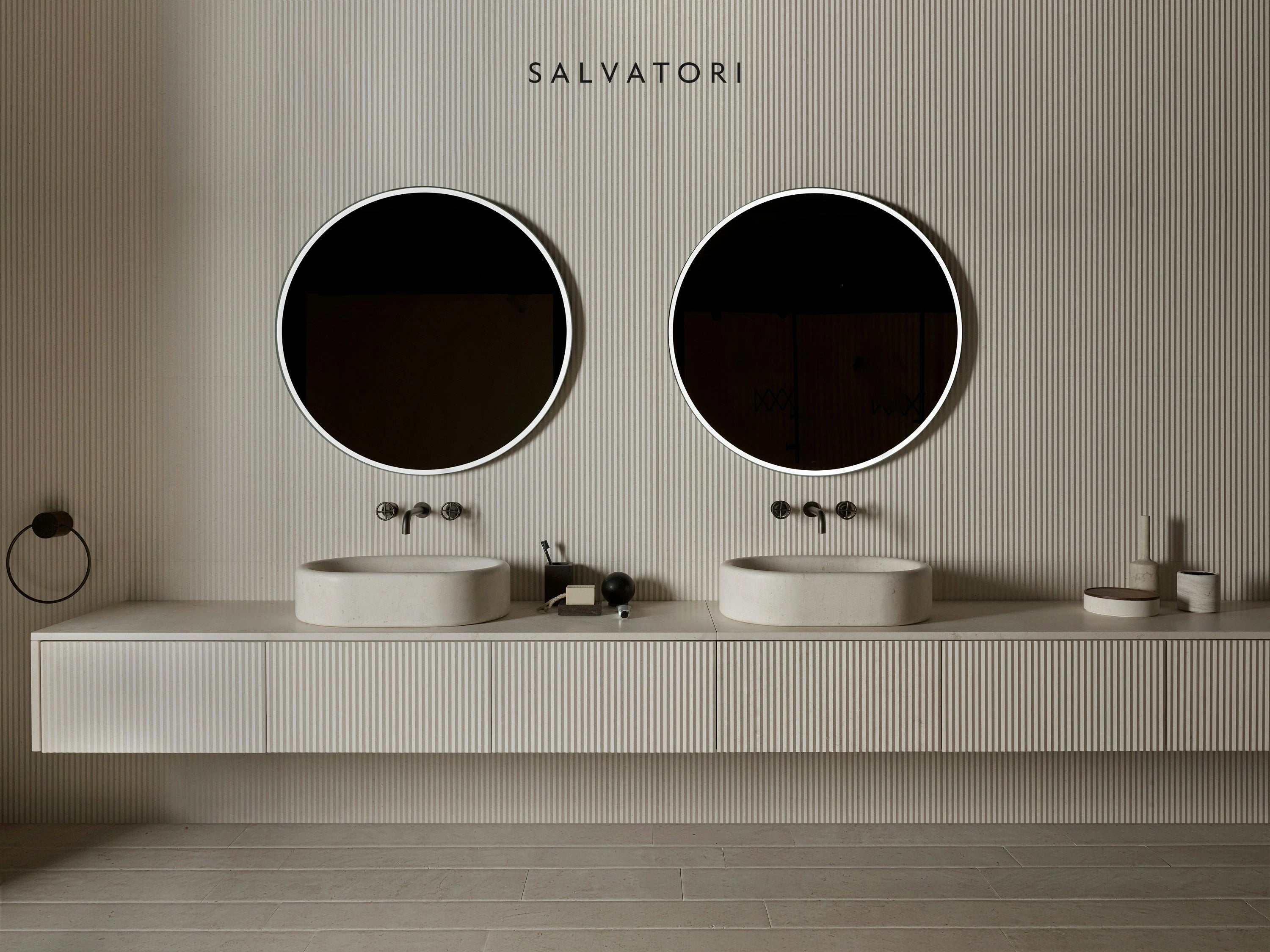 Salvatori Balnea lavabo da appoggio ovale BALNEA