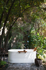 Agape Vieques XS Freestanding outdoor bathtub AVAS0912E