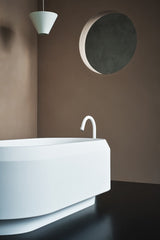 Agape Lariana Freestanding Bathtub AVAS1080