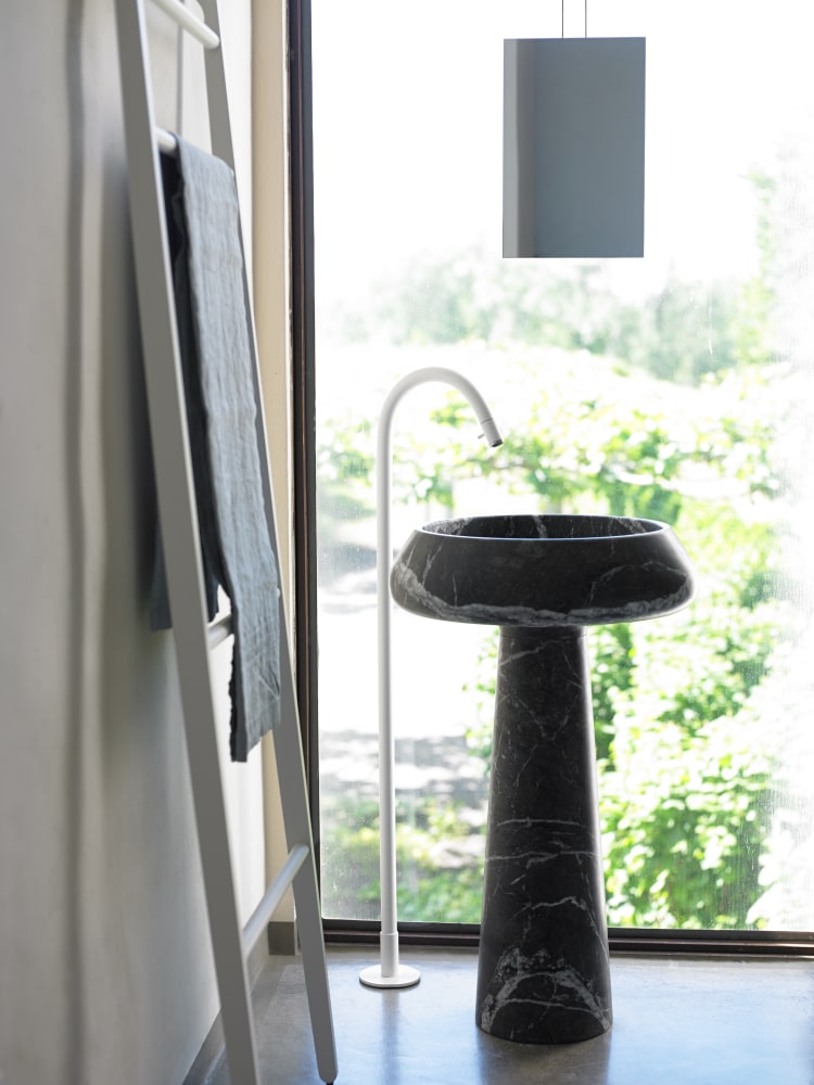 Agape Bjhon 2 lavabo su colonna scarico a pavimento ACER1082F